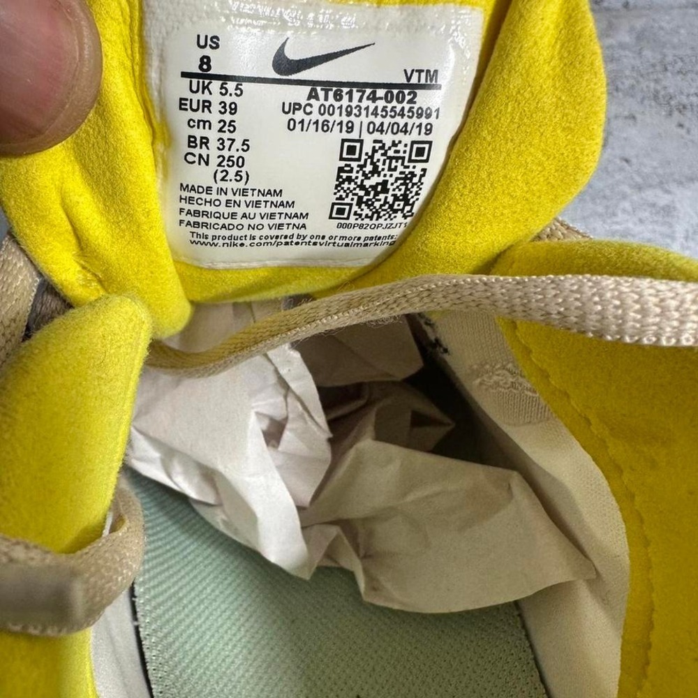 Nike Air Max 270 React Bauhaus Sneakers Women's Size 8 White Athletic sneakers - Picture 6 of 7